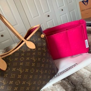 LV “Auth”MM Monogram Perfect Cond.